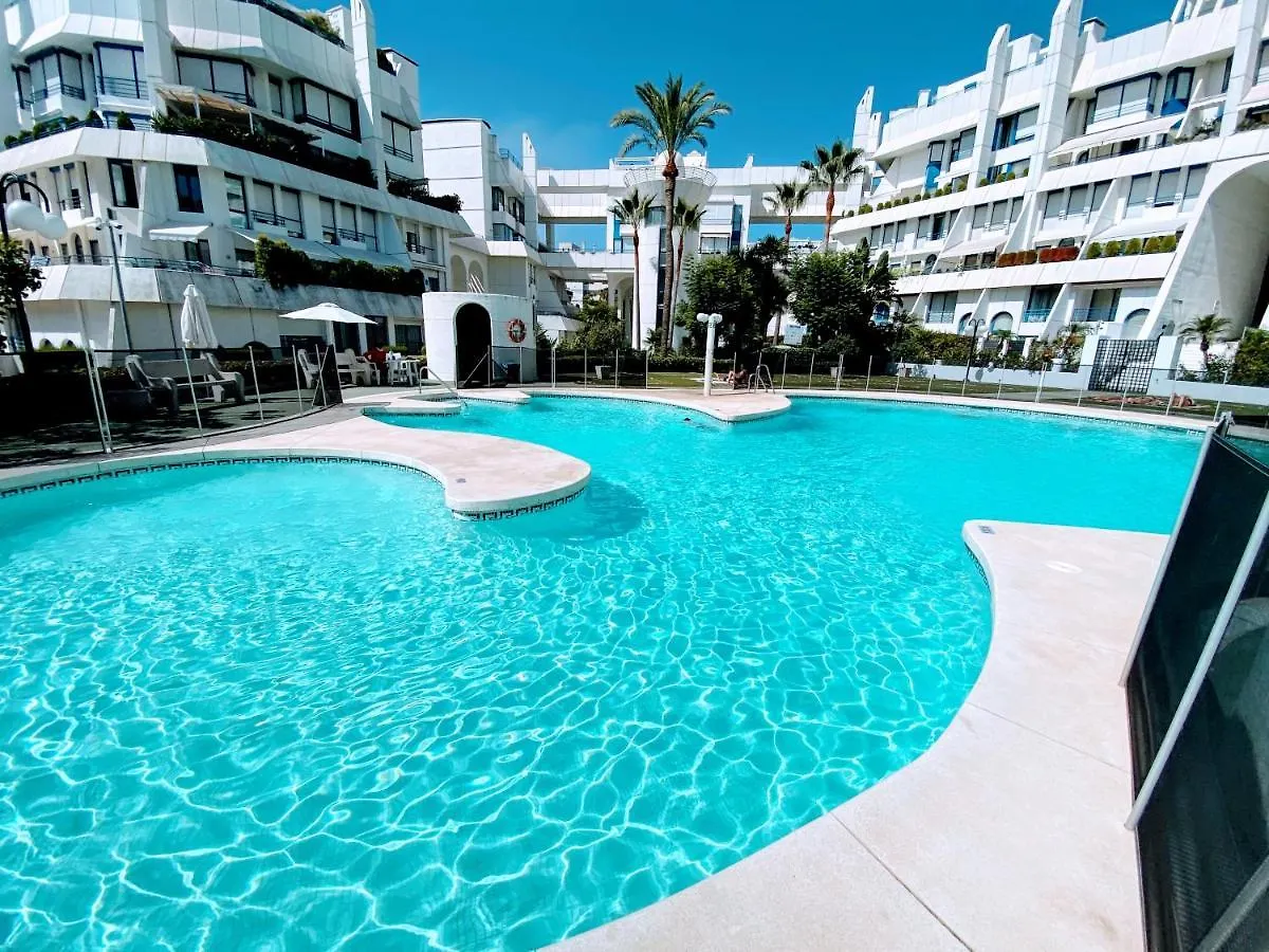 Marbella House - Eaw Homes Apartment