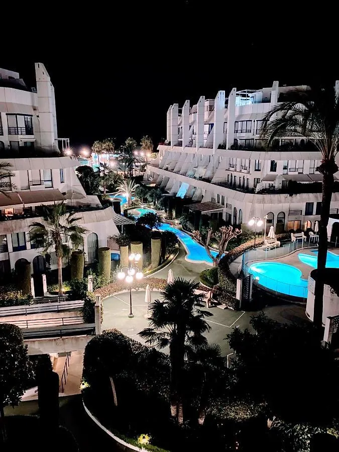 Marbella House - Eaw Homes Apartment